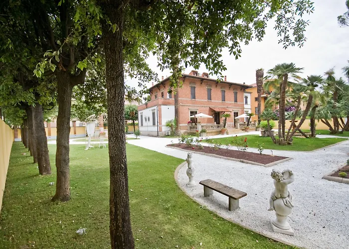Hotel Pisa Tower