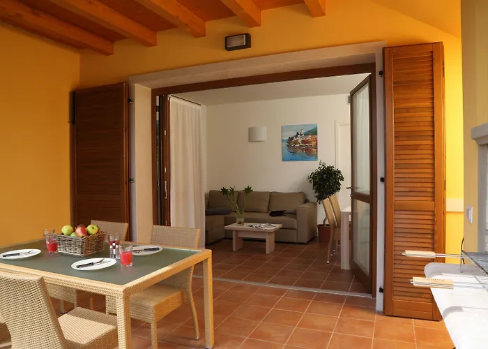 Residence Corte Leonardo Garda 