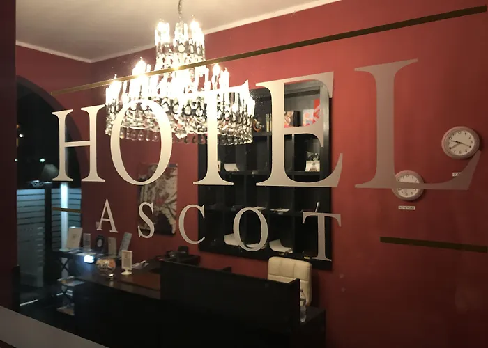 Hotel Ascot Caianello
