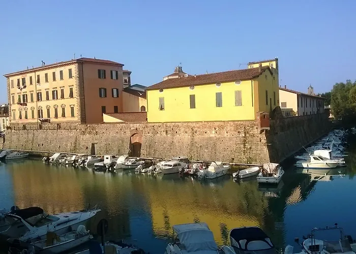 Dogana D'Acqua Rooms & Art Livorno