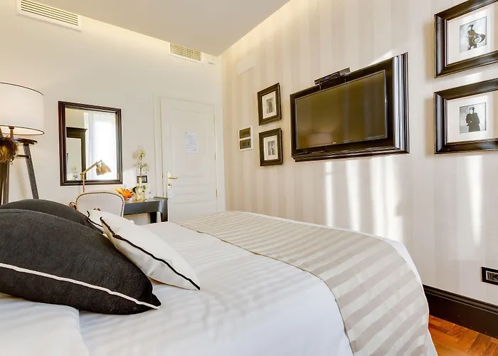 Bellezza Al Colosseo - B&B&Apts Roma