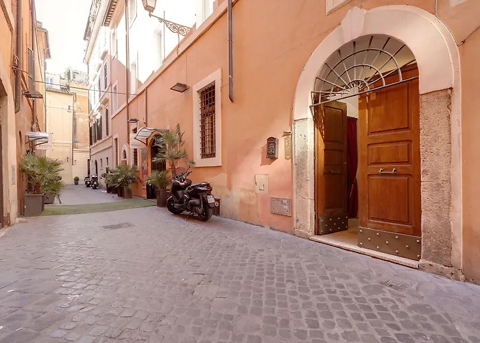 LM Suites Spagna Roma