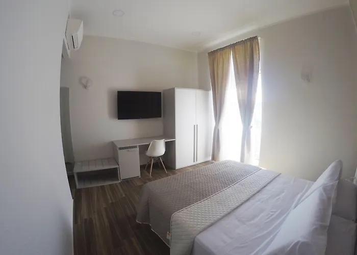 Rooms Stazione Centrale Napoli