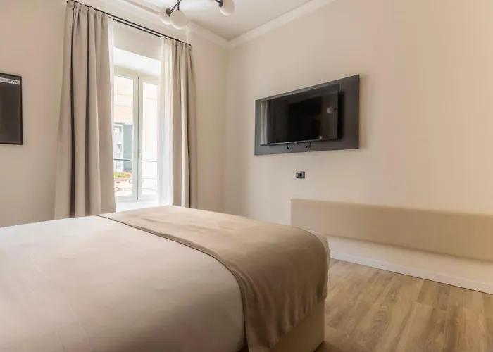 Home At Rome Luxury Navona Guesthouse