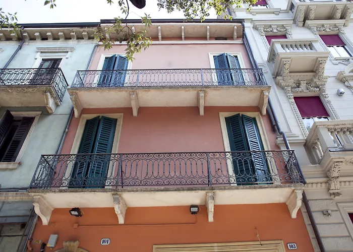 Pepita Lodge Verona