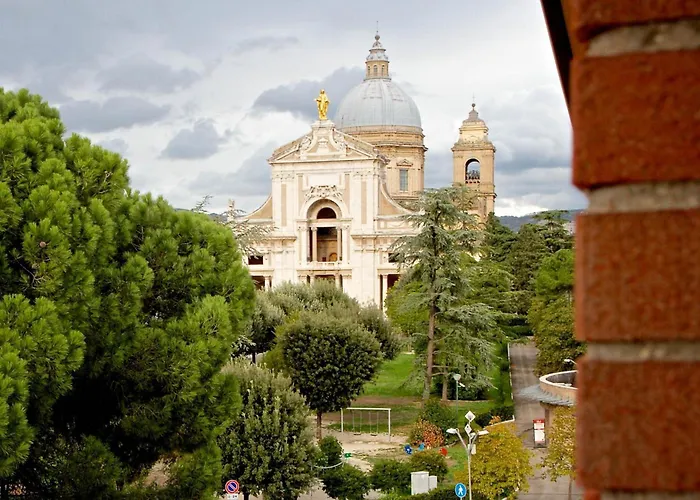 Hotel Donnini Assisi