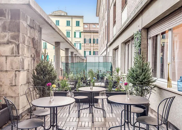 Aweshomeitaly - Hanging Gardens Pisa