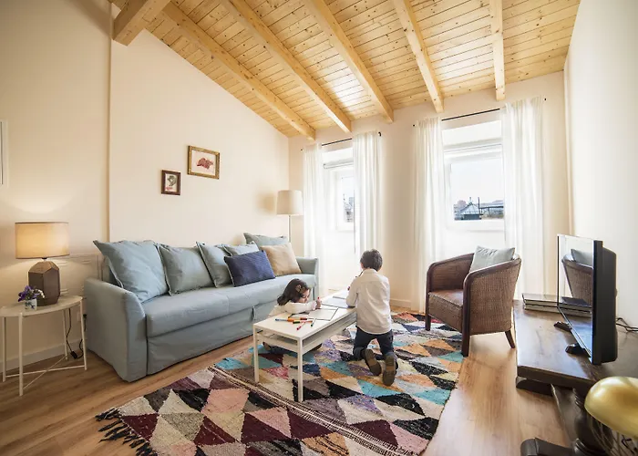 Lis Apartments Lisbona