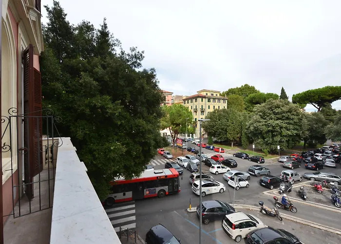 Fabio dei Velapazza Guesthouse Roma