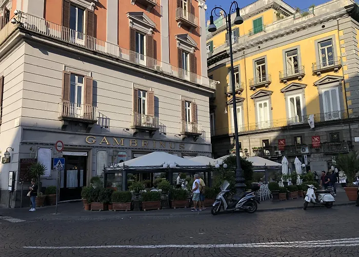 Bed and Breakfast PALAZZO MAjORANA Napoli
