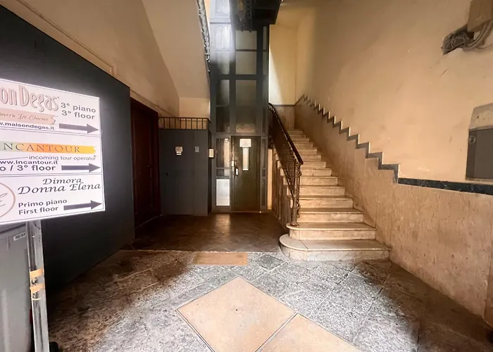 Bed and Breakfast Dimora Donna Elena Napoli