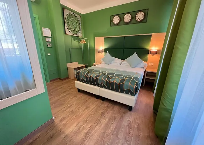 Bobotel Rooms In City Center Firenze