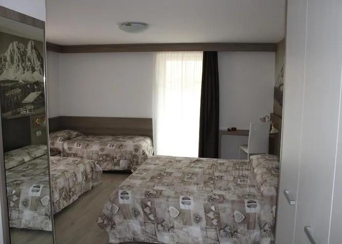 Hotel Villa Cima Undici Pozza di Fassa