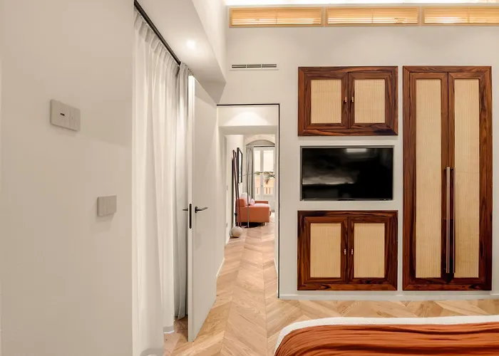 Cool Dreams Luxury Rooms Syracuse