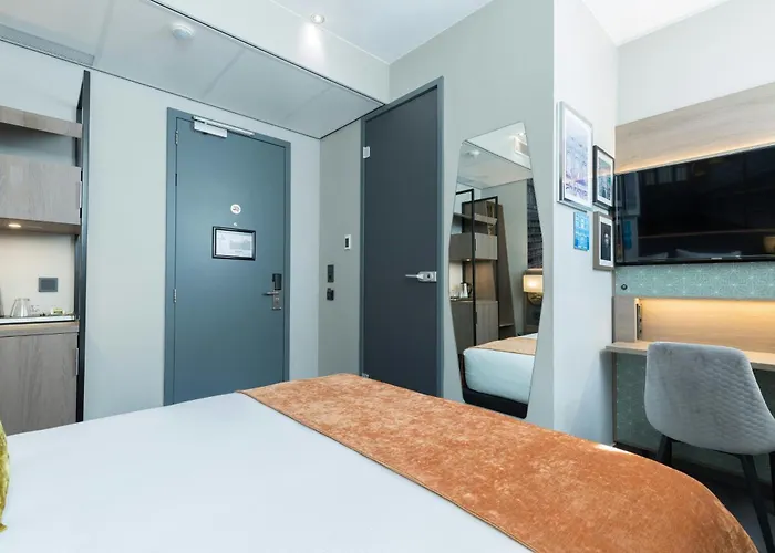 Leonardo Hotel Amsterdam Museum Quarter