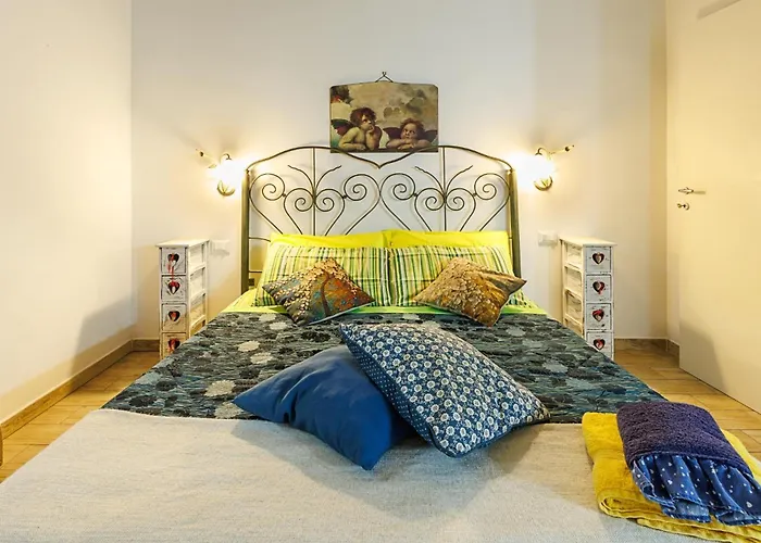 All'Ombra Del Cupolone Guest House Roma