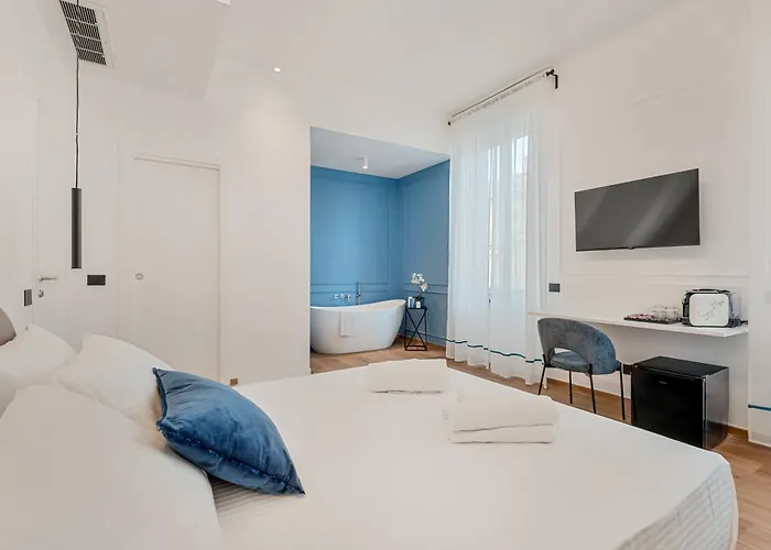 Nelli Rooms - Via XXIV Maggio La Spezia