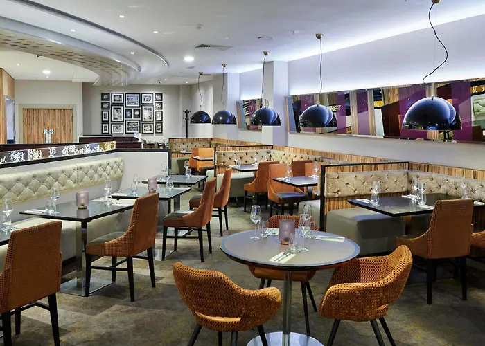 Novotel London West