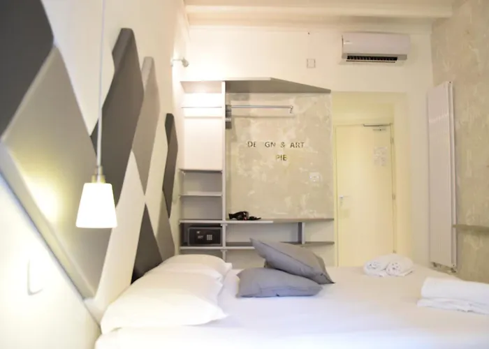Design&Art Pie' - Elegant Rooms Near The Pantheon, Calm & Central Stay Roma