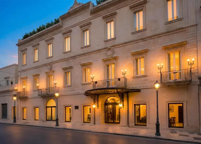 Tivoli Palazzo 1880 Lecce Hotel