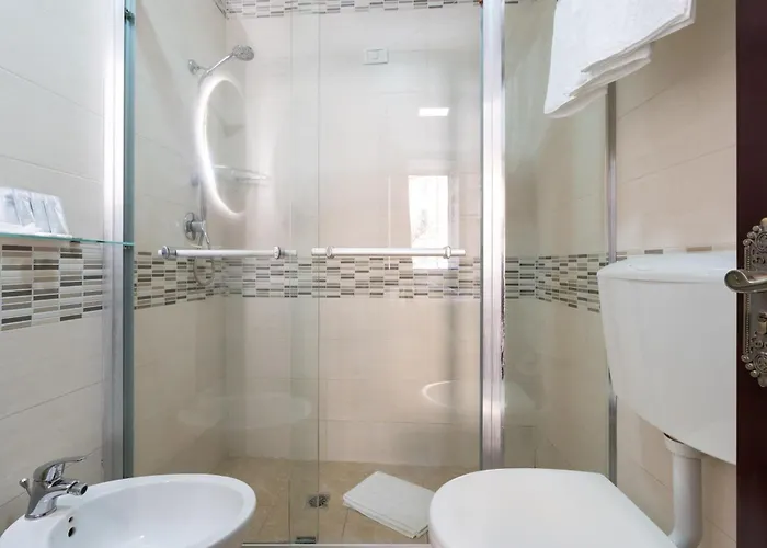 Giusi Rooms - Aetheria Esquilinus Guesthouse Roma