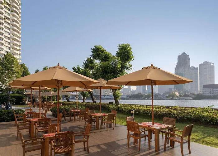 Ibis Bangkok Riverside