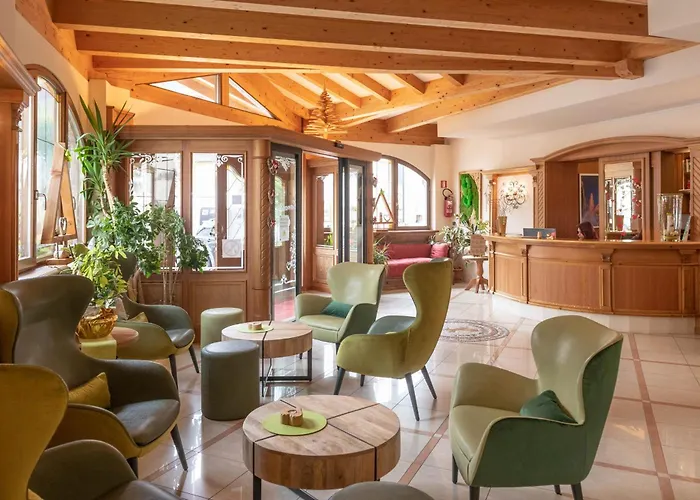 Cavallino Lovely Hotel Andalo