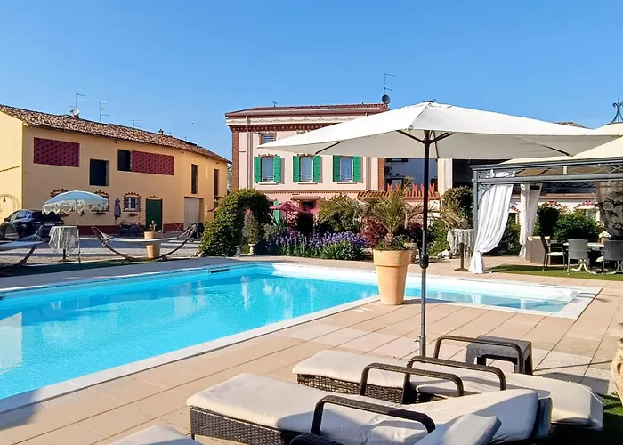 Villa Rossella con piscina Castelnuovo del Garda