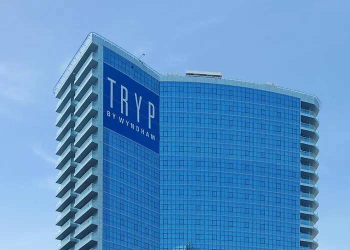 Hotel Tryp By Wyndham Dubai
