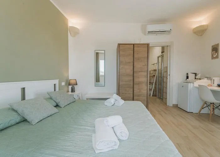Cave Garden Rooms Favignana