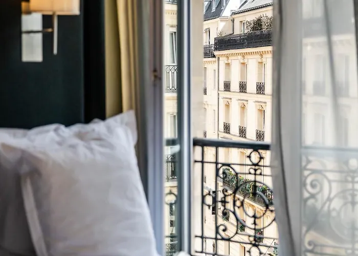 Hôtel Bassano Parigi