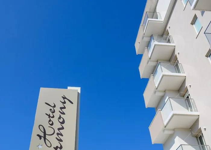 Hotel Harmony con Piscina panoramica Rimini