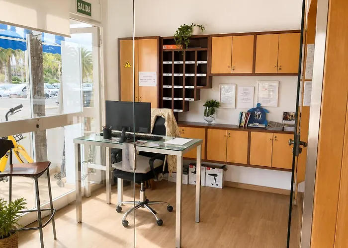 Malvarrosa Beach Rooms Valenza