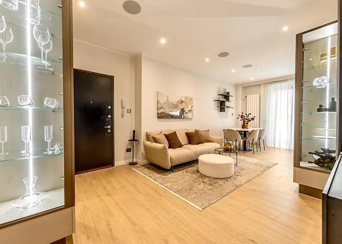 Luxurious Apartments In The Center Of Roma
