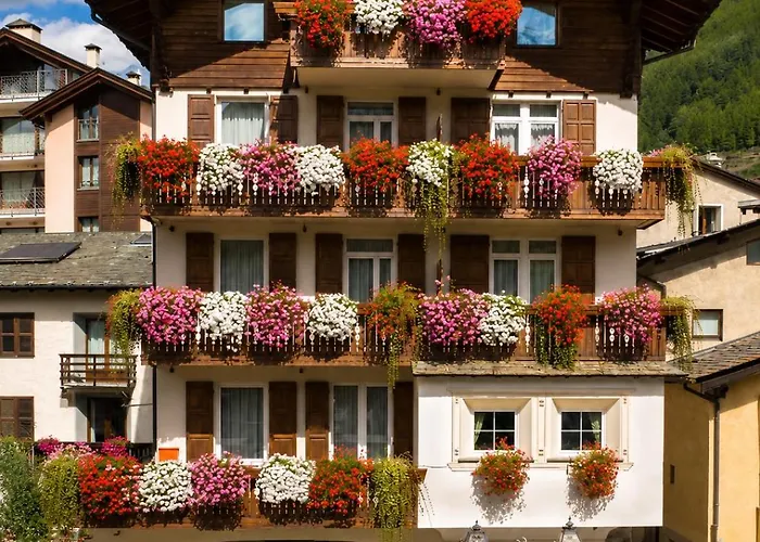 Hotel Meublè Garnì Della Contea Bormio