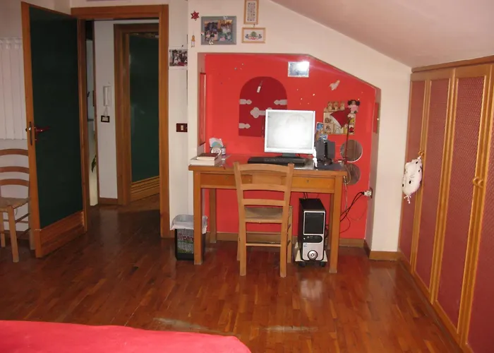 casa NARDIELLO appartamento al secondo piano con 2 camere disponibili Roma