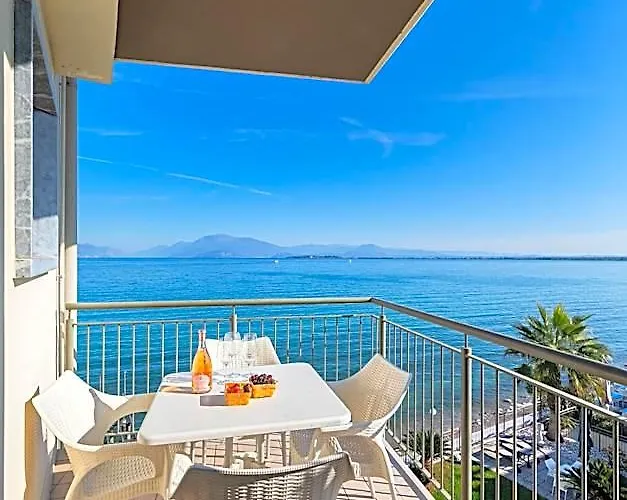 Residenza Miralago By Wonderful Italy Desenzano del Garda