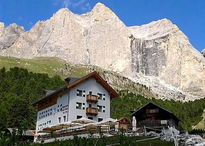 Hotel Rifugio Stella Alpina Spiz Piaz per escursionisti Pozza di Fassa