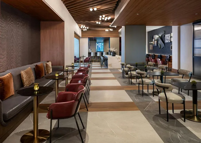 Hotel Renaissance New York Times Square By Marriott