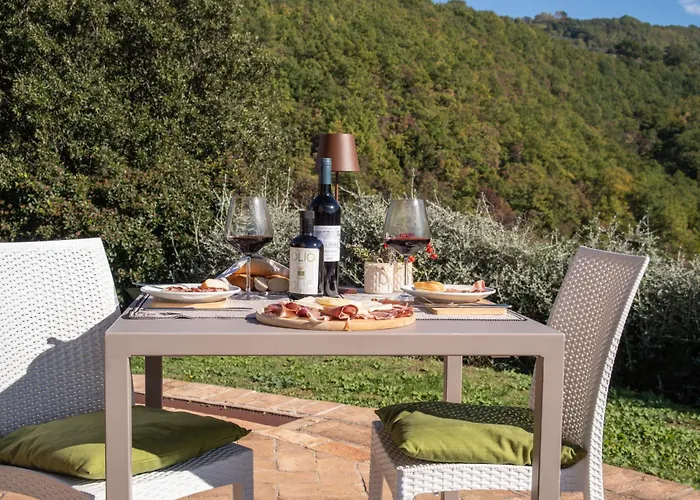 Aparthotel Re Artù Assisi Country Lifestyle