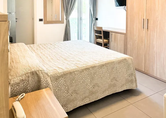Residence Hotel Albachiara Marebello