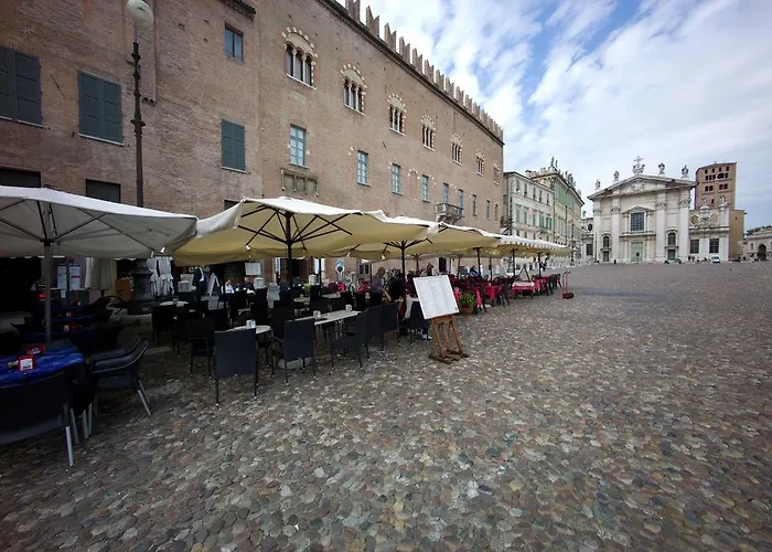 Palazzo Castiglioni Luxury Suites Mantova