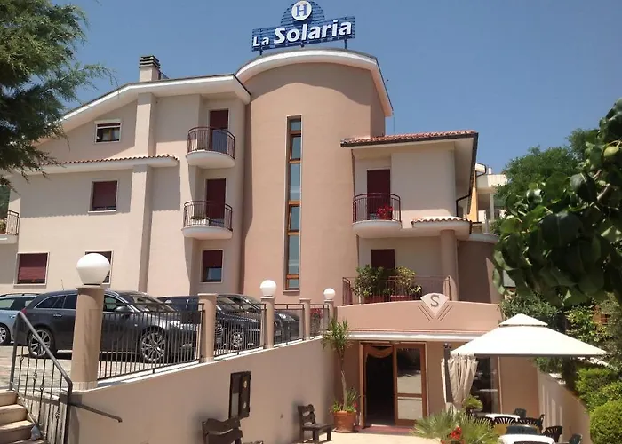 Hotel e Appartamenti La Solaria con parcheggio gratuito a soli 450 MT dalla nuova Basilica di Padre Pio San Giovanni Rotondo