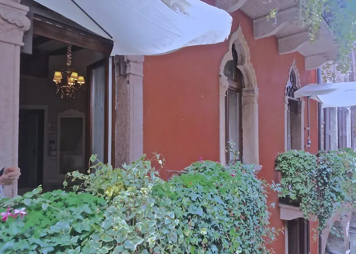 Vecchia Verona Rooms&Apartments
