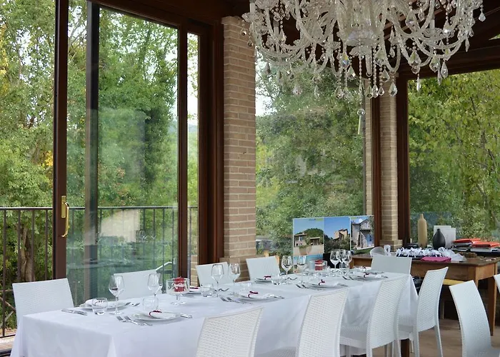 Aparthotel Re Artù Assisi Country Lifestyle