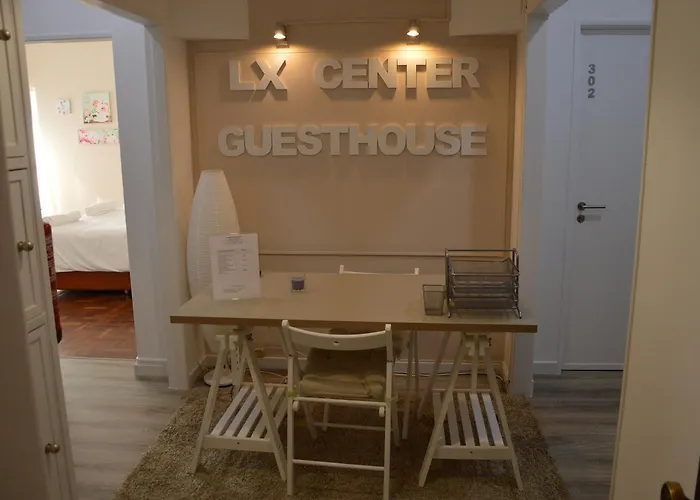 Lx Center Guesthouse Lisbona