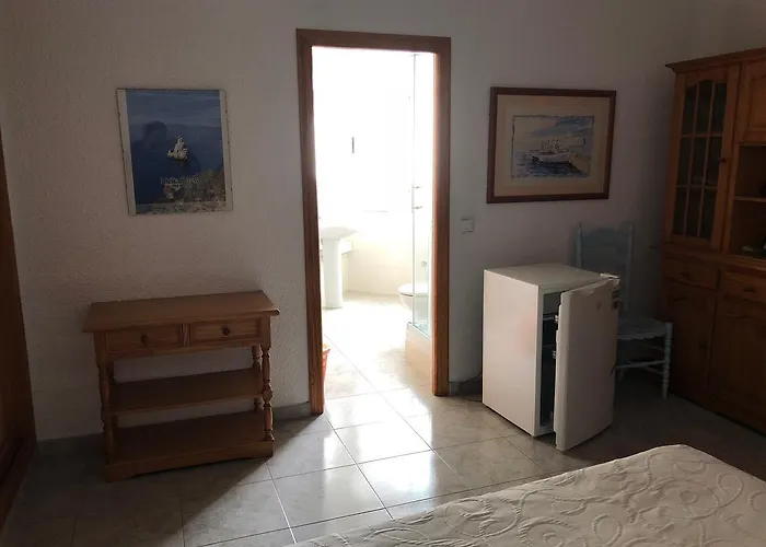 Hotel Casa De Huespedes El Almendro Ibiza città