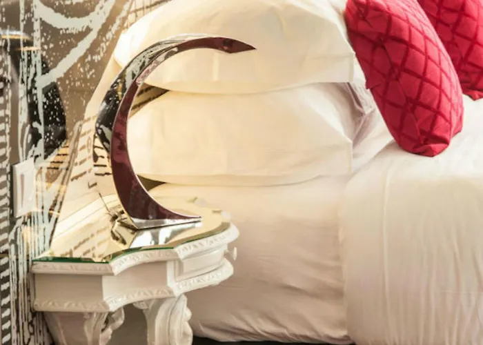 Teatro Boutique Rooms & Suites Lisbona