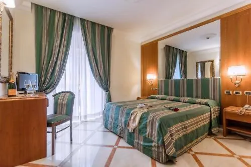 Raeli Hotel Regio Roma