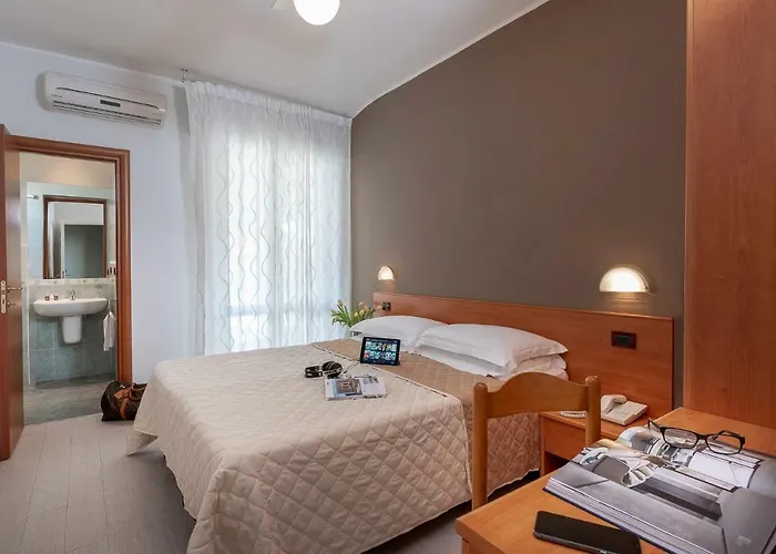 Hotel Pierre NUOVA GESTIONE Riccione